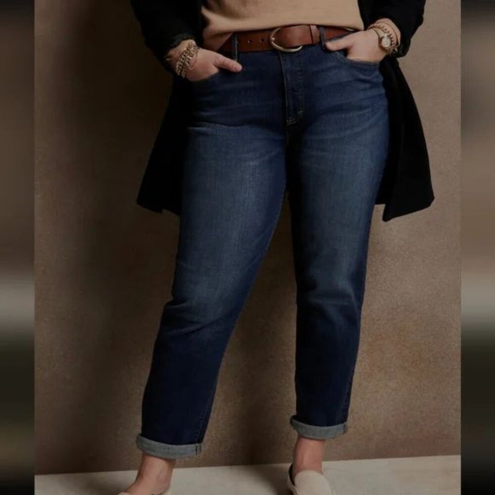 Banana Republic Curvy Girlfriend Jeans Dark Wash size 31/12 NWT